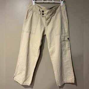 Abercrombie & Fitch Tan Cargo capris utility Pants